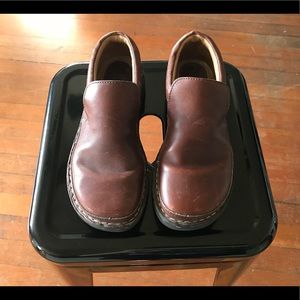 Born slip on shoe